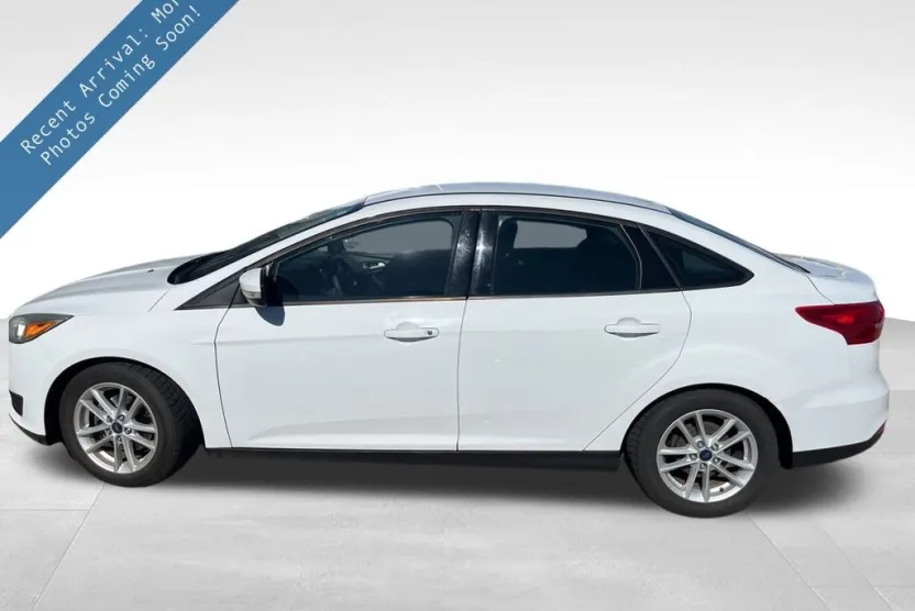 2015 Ford Focus SE photo 1