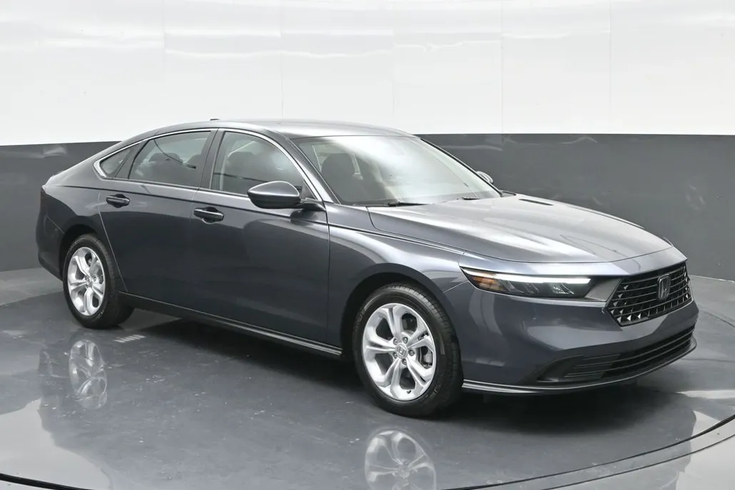 2025 Honda Accord 1.5T LX photo 1