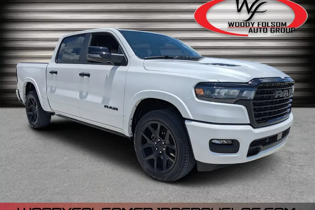 2025 Ram 1500 Laramie photo 1