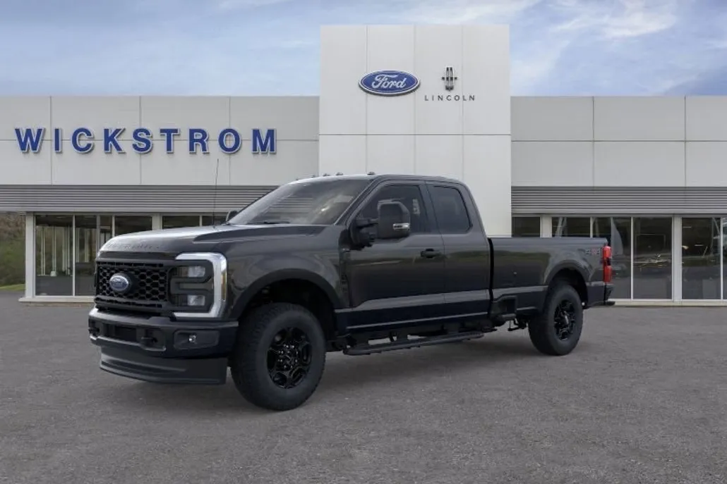 2025 Ford F-350 photo 1