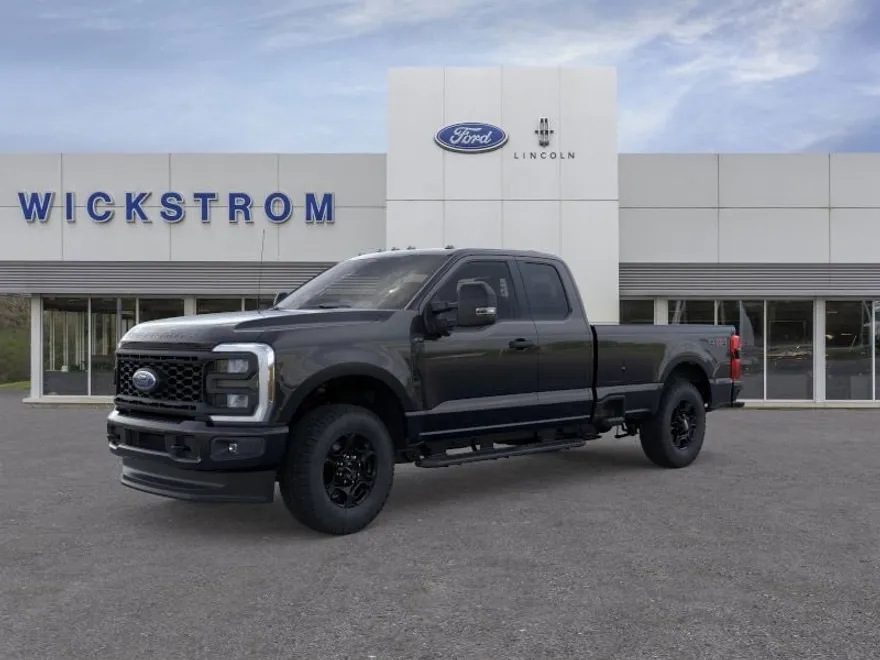 2025 Ford F-350 photo 1