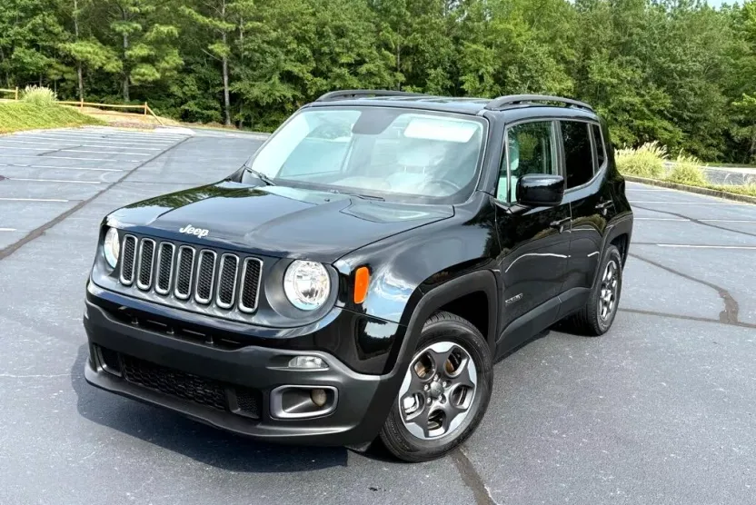 2015 Jeep Renegade Latitude photo 1