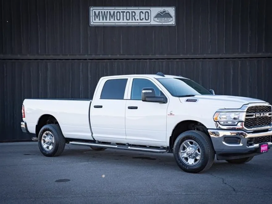 2024 Ram 3500 Tradesman photo 1