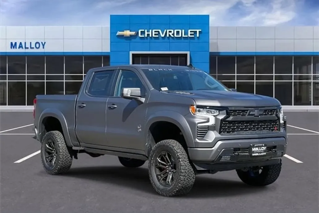 2024 Chevrolet Silverado 1500 RST photo 1