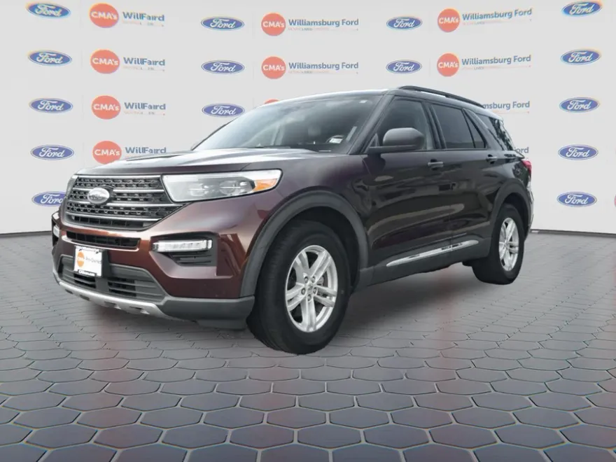 2020 Ford Explorer XLT photo 1