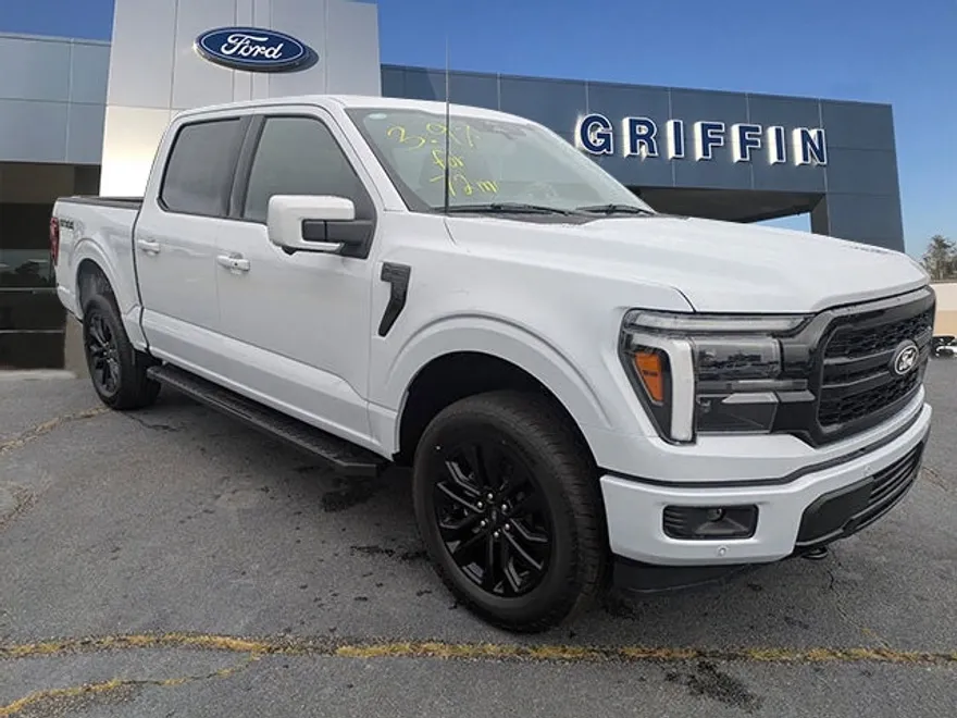 2025 Ford F-150 Lariat photo 1