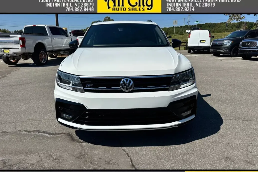 2021 Volkswagen Tiguan SE R-Line Black Sport photo 1