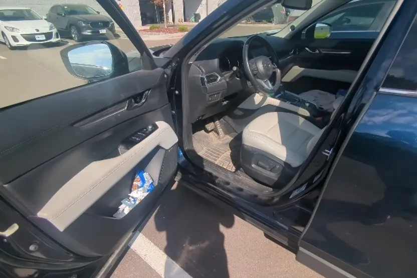 2023 Mazda CX-5 2.5 Premium Plus photo 1