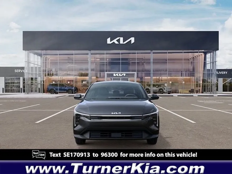 2025 Kia K4 LXS photo 1