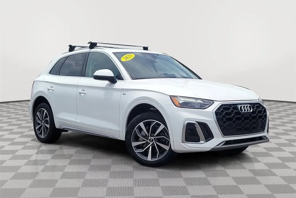 2023 Audi Q5 S line Premium Plus photo 1