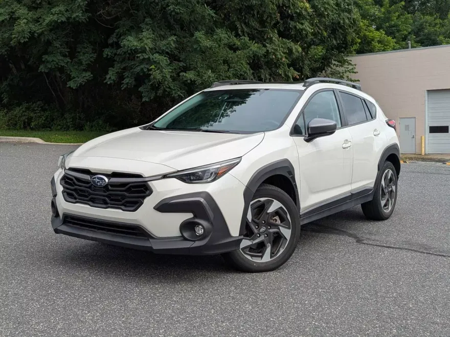 2024 Subaru Crosstrek Limited photo 1
