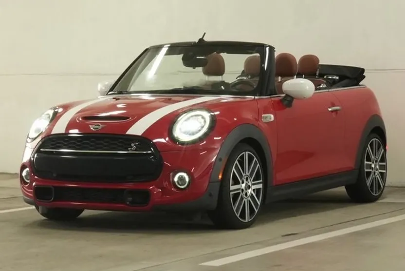 2021 Mini Cooper S Iconic photo 1