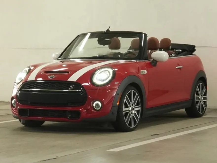 2021 Mini Cooper S Iconic photo 1