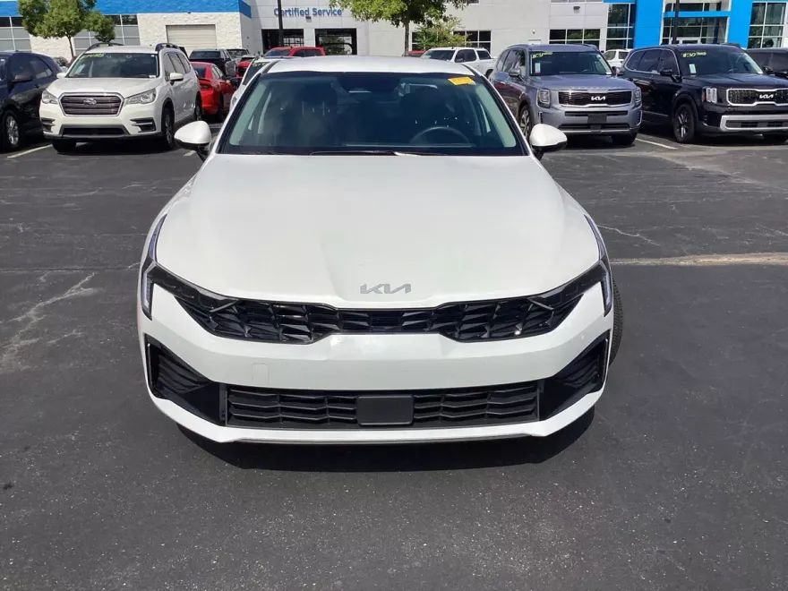 2025 Kia K5 LXS photo 1