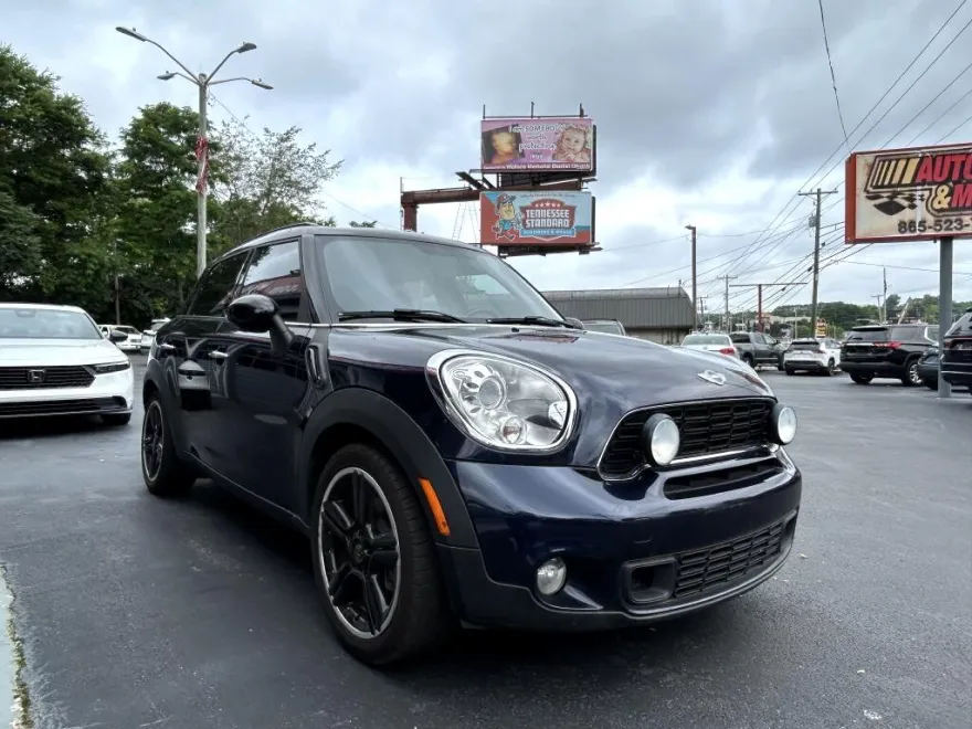2011 Mini Countryman S photo 1