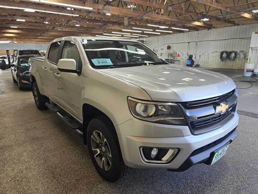 2017 Chevrolet Colorado Z71 photo 1