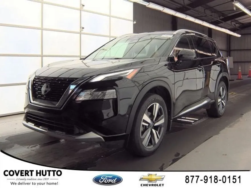 2022 Nissan Rogue Platinum photo 1