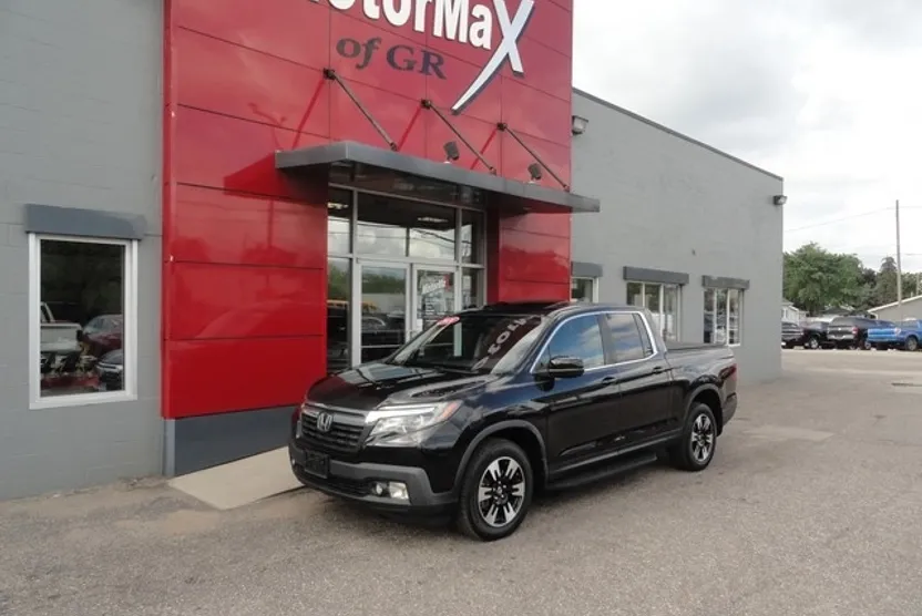 2020 Honda Ridgeline RTL photo 1