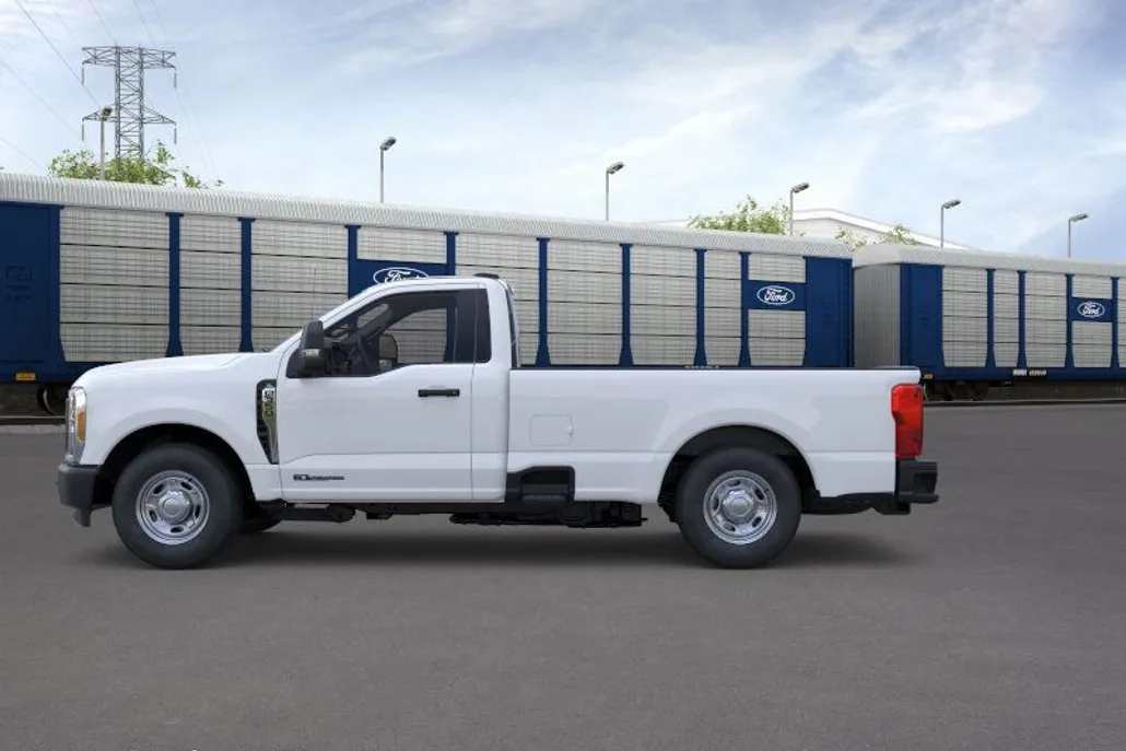 2026 Ford F-350 XL photo 1