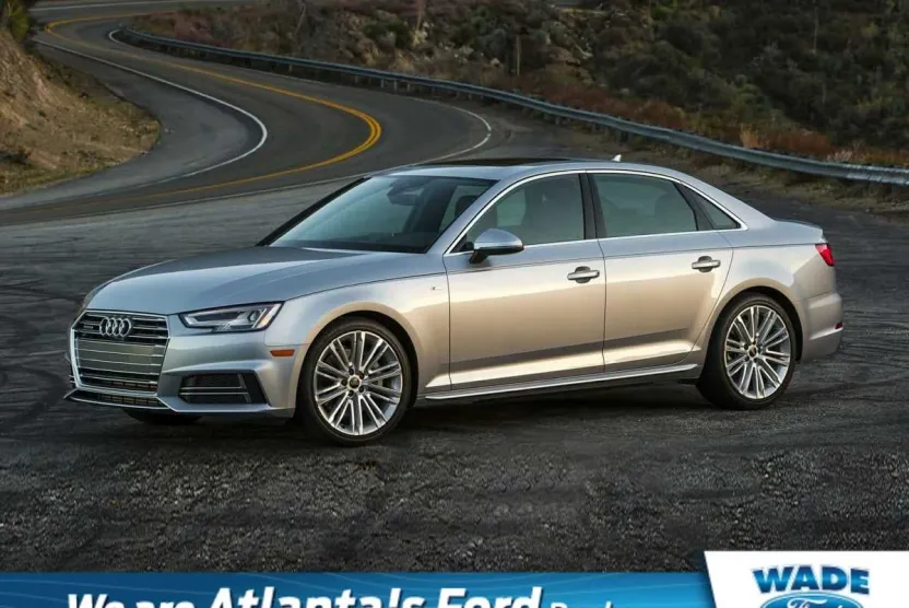 2017 Audi A4 Premium photo 1