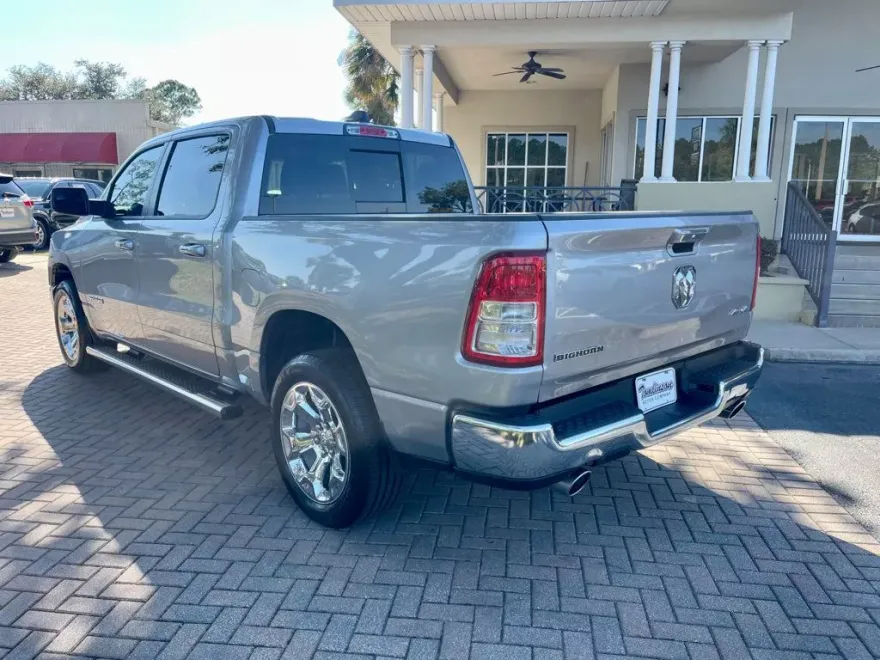 2020 Ram 1500 Big Horn Lone Star photo 3