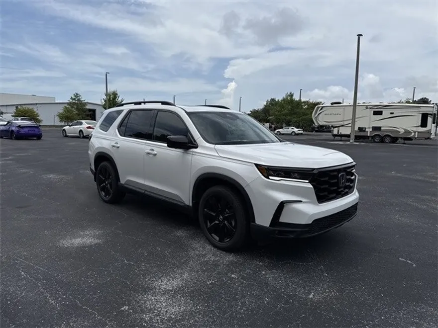 2025 Honda Pilot Black Edition photo 1