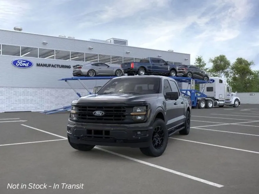 2025 Ford F-150 XLT photo 1