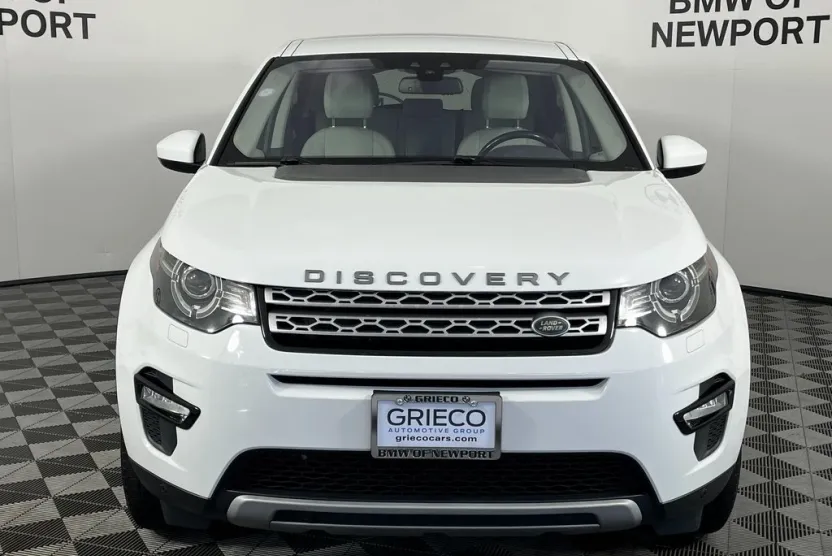 2018 Land Rover Discovery Sport HSE photo 1