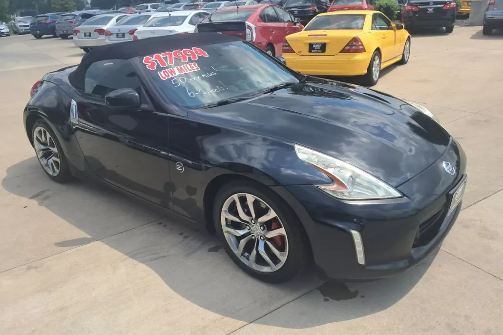 2014 Nissan 370Z photo 1