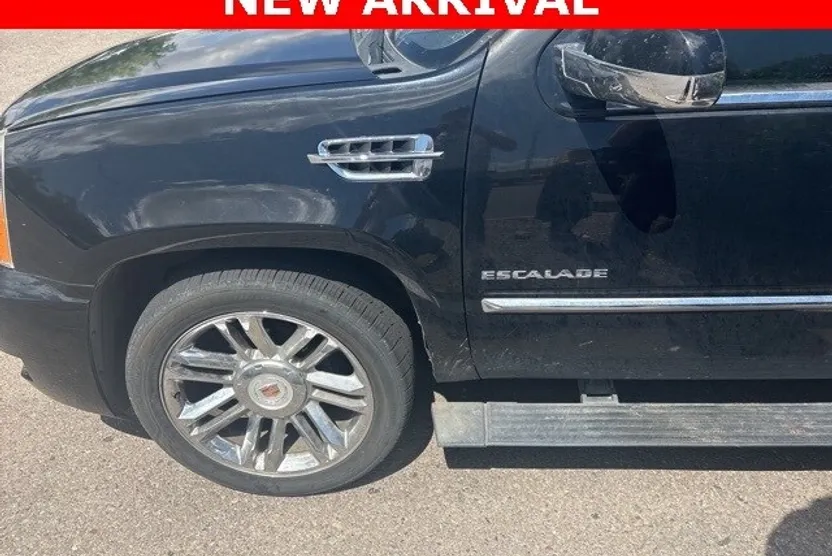 2014 Cadillac Escalade Platinum photo 1