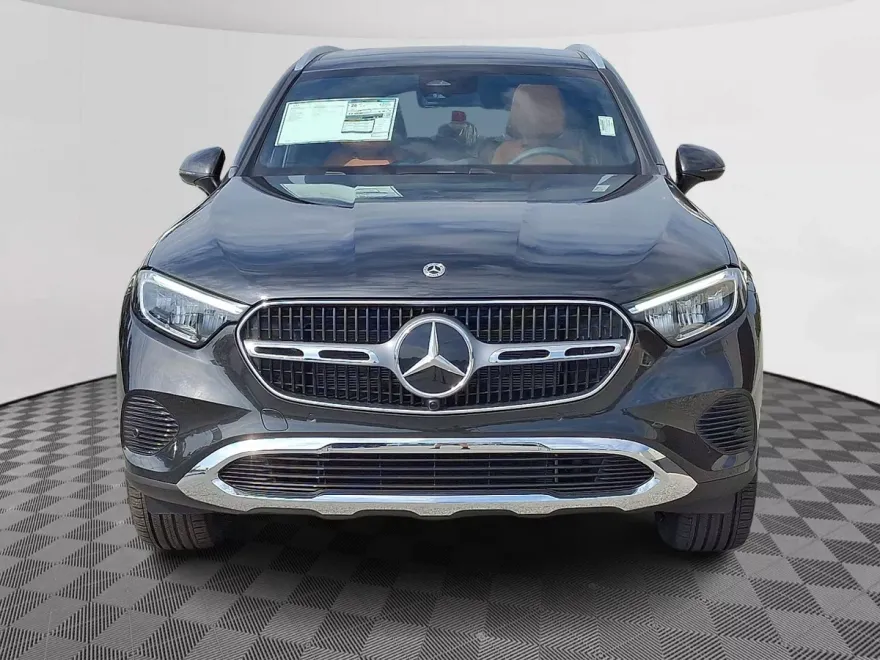 2026 Mercedes Benz GLC 300 4MATIC photo 1
