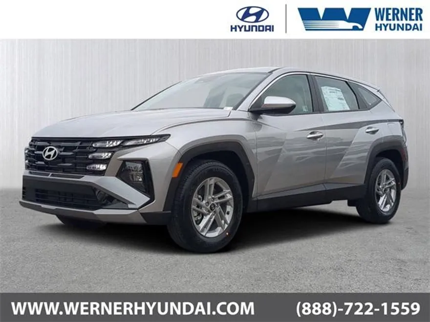 2025 Hyundai Tucson SE photo 1