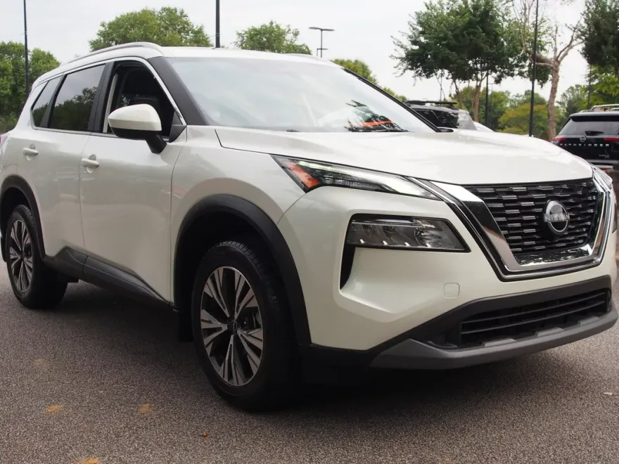 2023 Nissan Rogue SV photo 1