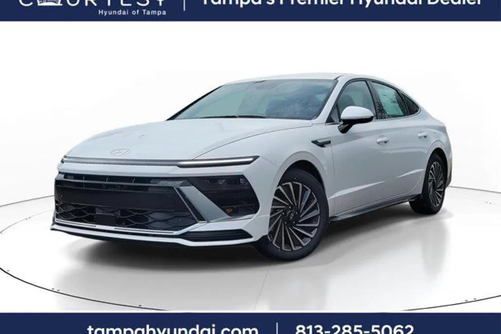 2025 Hyundai Sonata Hybrid SEL photo 1