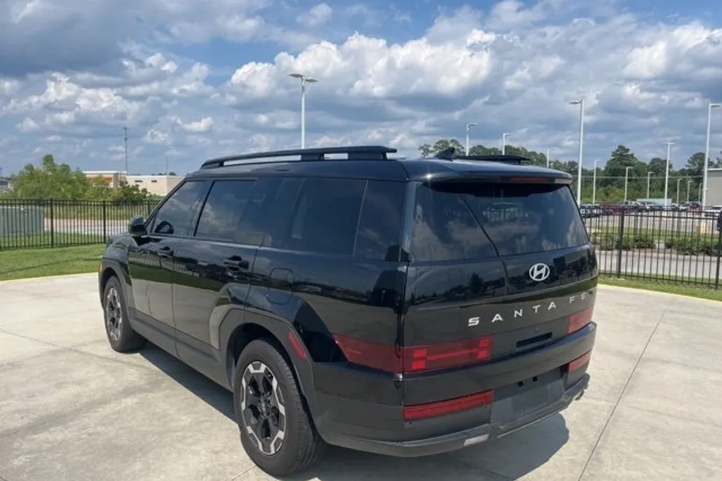 2024 Hyundai Santa Fe SEL photo 1