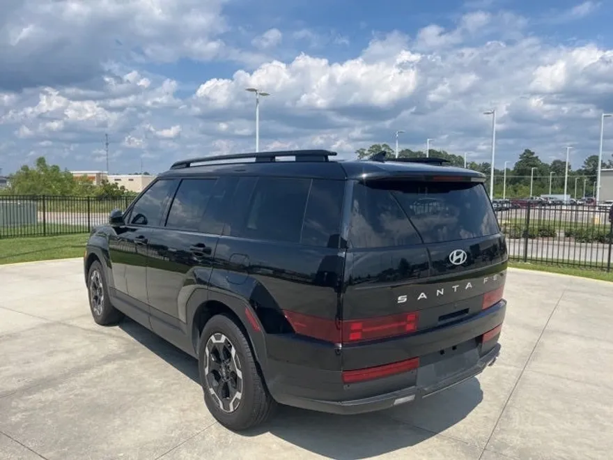 2024 Hyundai Santa Fe SEL photo 1