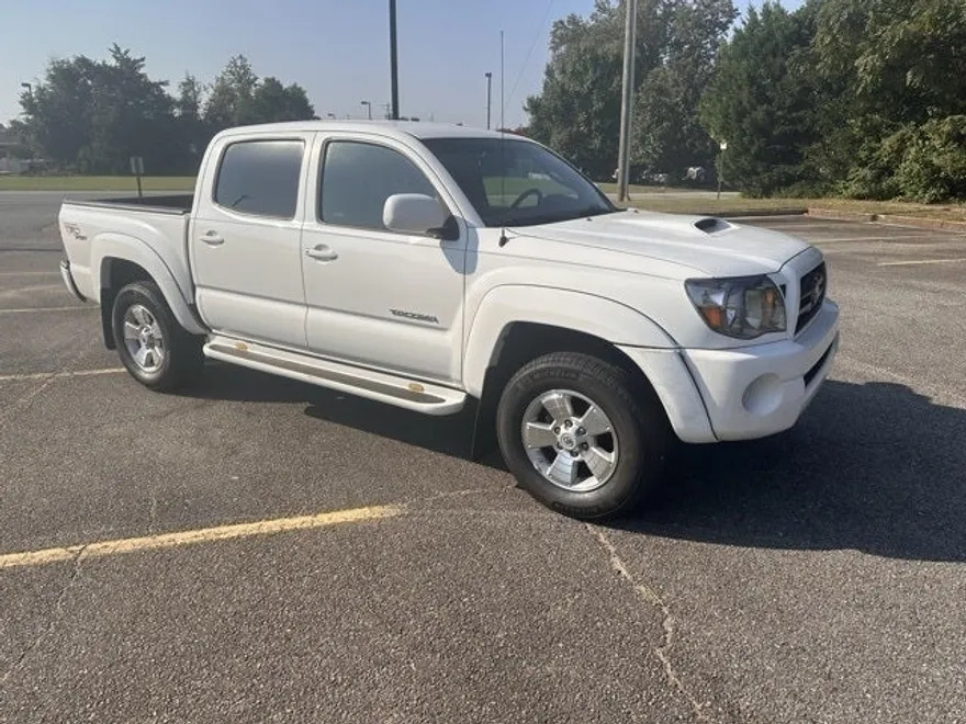 2009 Toyota Tacoma PreRunner photo 1