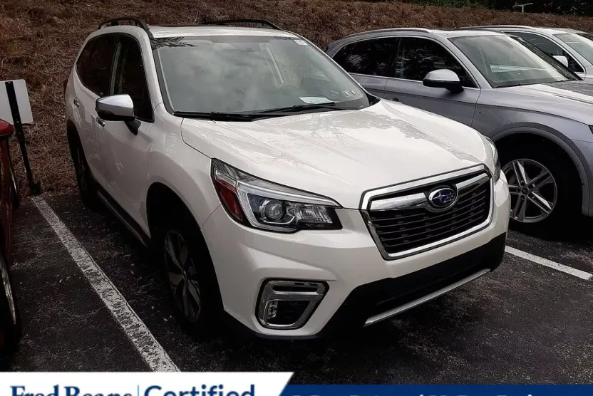 2019 Subaru Forester Touring photo 1