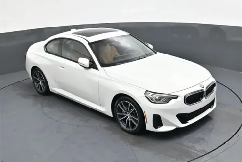 2024 Bmw 230i Coupe photo 2