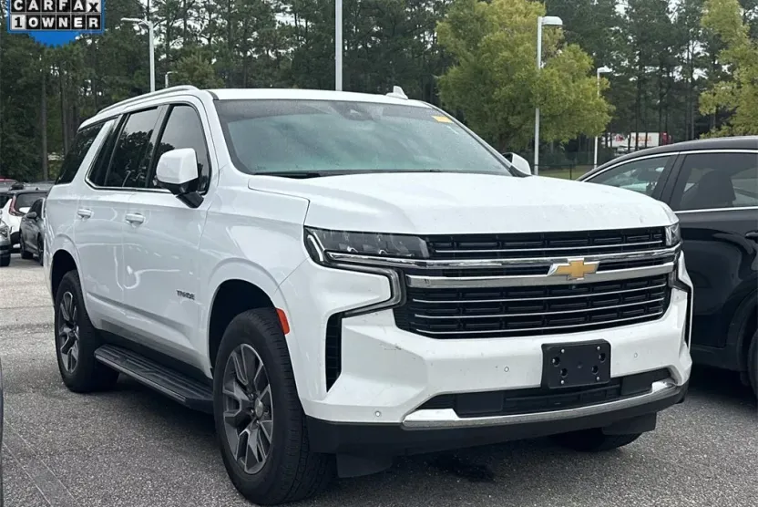 2023 Chevrolet Tahoe LT photo 1