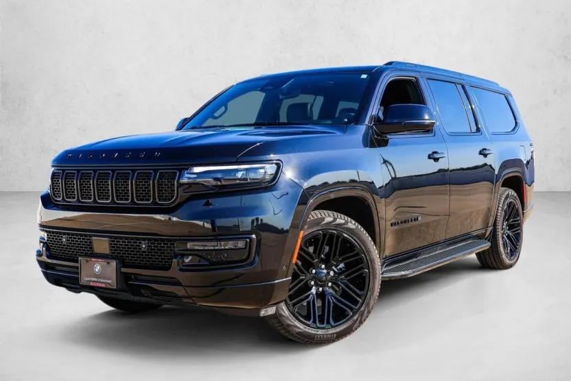 2024 Jeep Wagoneer L Series II photo 1