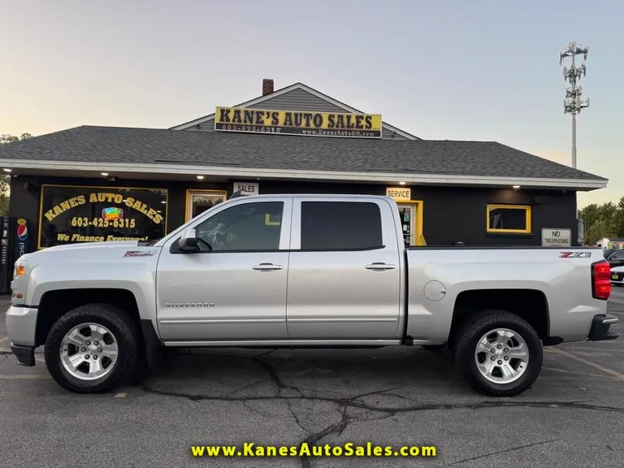 2018 Chevrolet Silverado 1500 LT photo 1