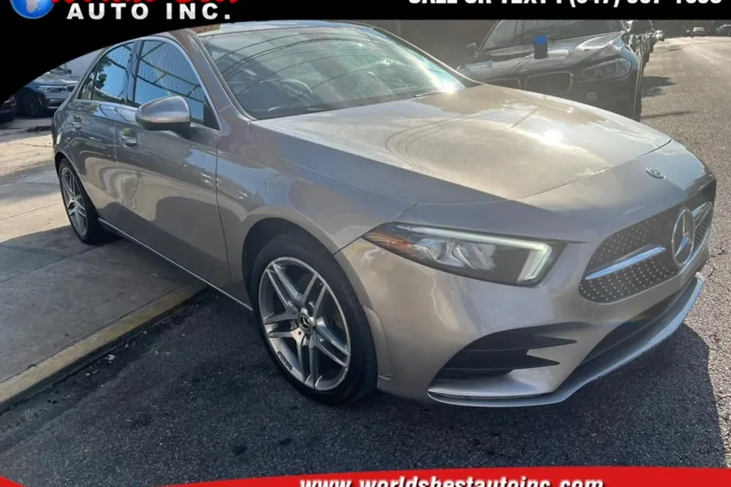 2019 Mercedes Benz A 220 photo 1
