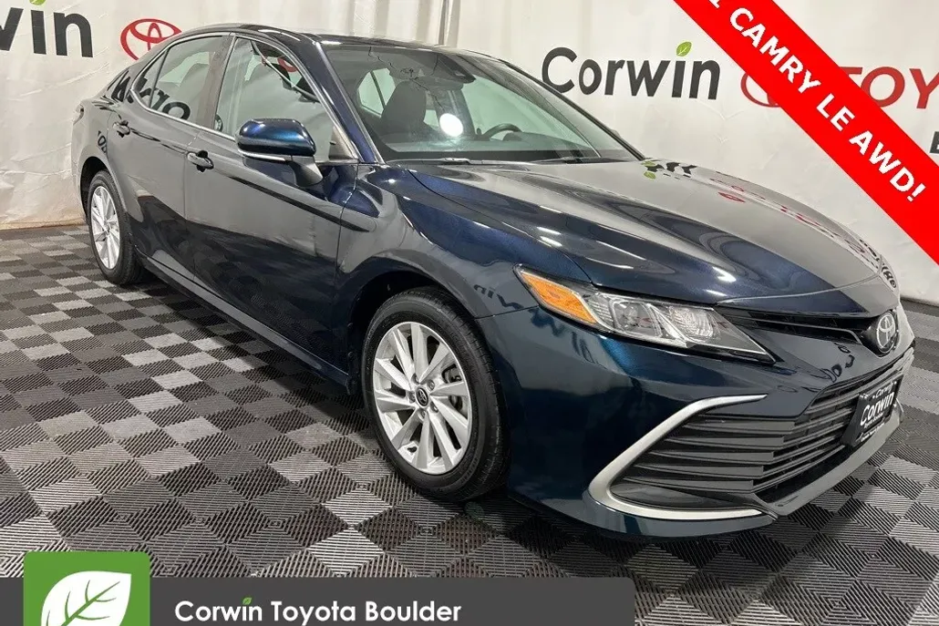 2021 Toyota Camry LE photo 1