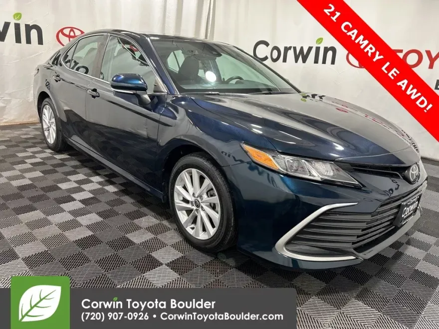 2021 Toyota Camry LE photo 1