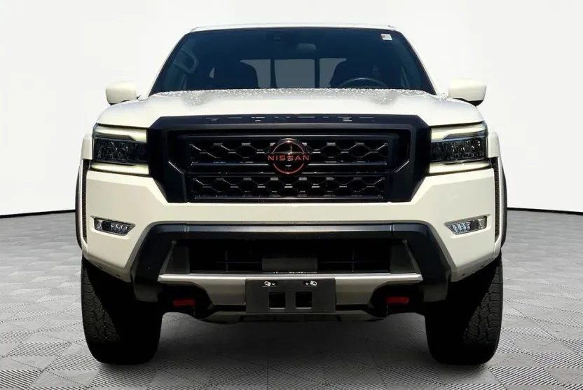 2022 Nissan Frontier PRO-4X photo 1