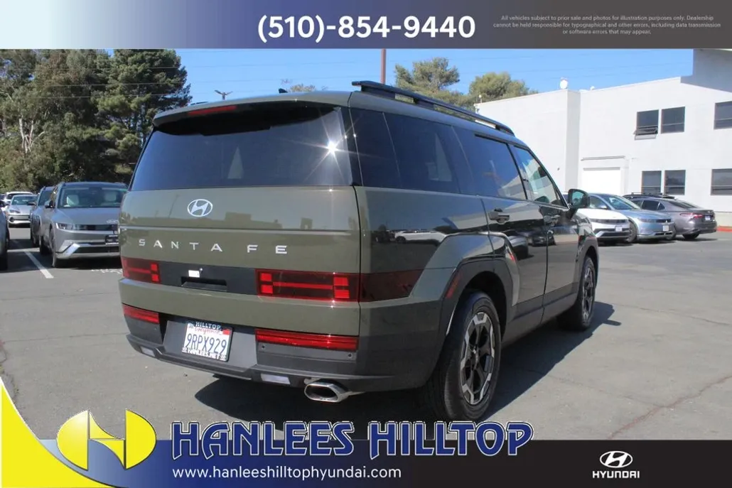2025 Hyundai Santa Fe SEL photo 1