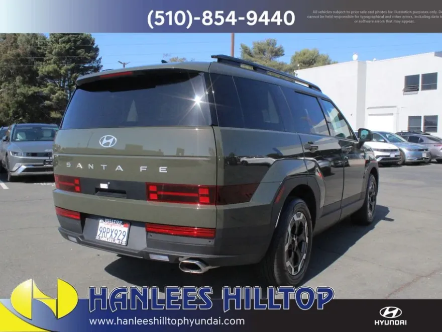 2025 Hyundai Santa Fe SEL photo 1