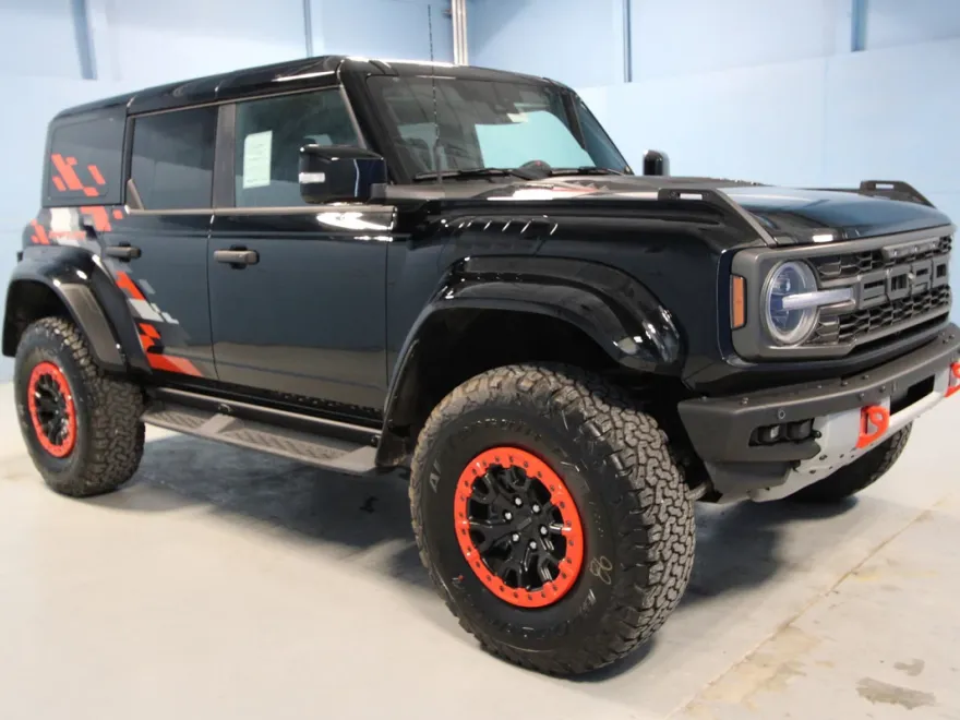 2025 Ford Bronco Raptor photo 1