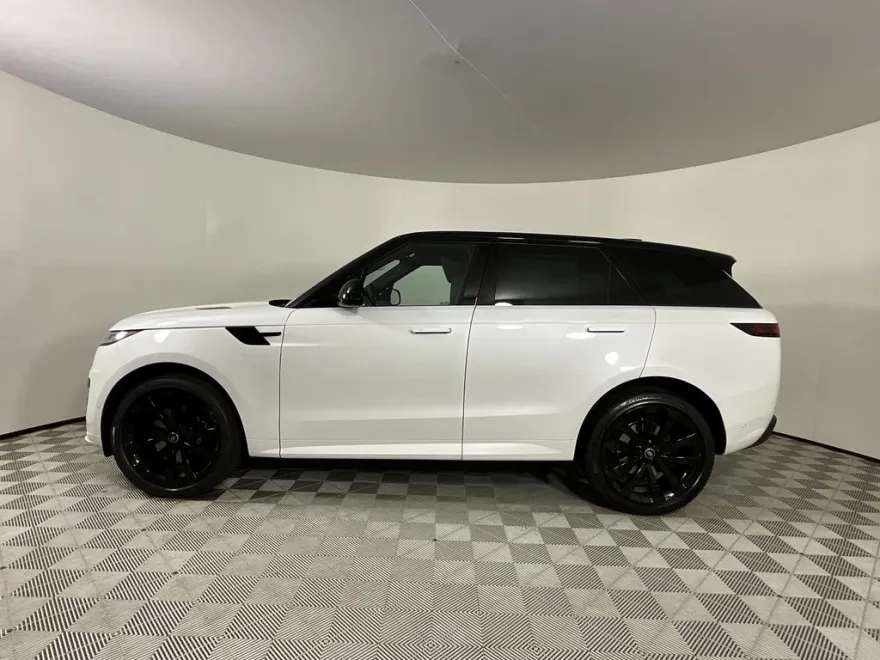 2025 Land Rover Range Rover Sport SE photo 1